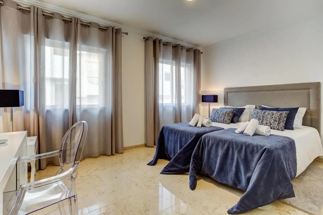 Casa Sunset - Beautiful Apartments In The Centre Of Alvor With Roof Terrace