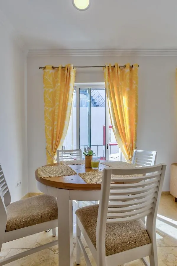 Casa Sunset - Beautiful Apartments In The Centre Of Alvor With Roof Terrace